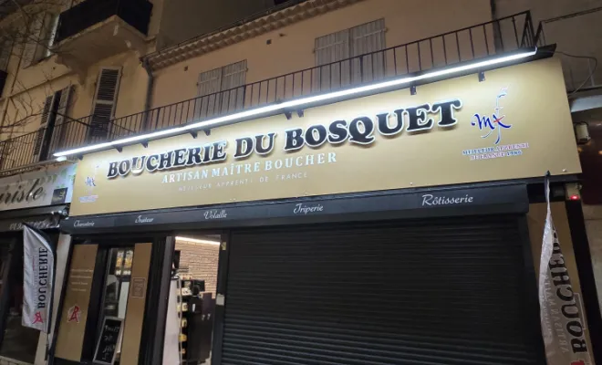 Réalisation d'une enseigne pour une Boucherie à Cannes, Cannes, L'impression Cannoise